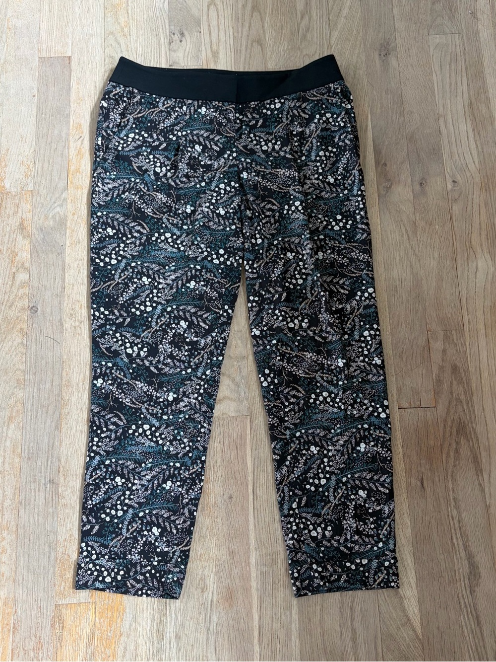 Loft petite women’s floral print dress pants